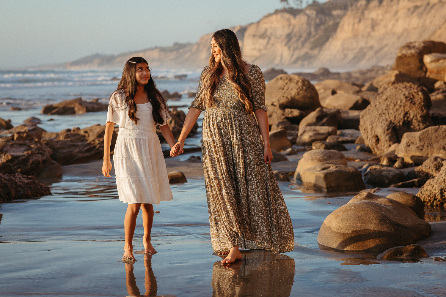 La Jolla Scripps Beach | Mother Daughter Family Photos | J+R - Melissa  Montoya Photography